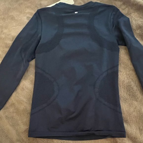 NWT Sweaty Betty navy athletic top - Picture 4 of 4